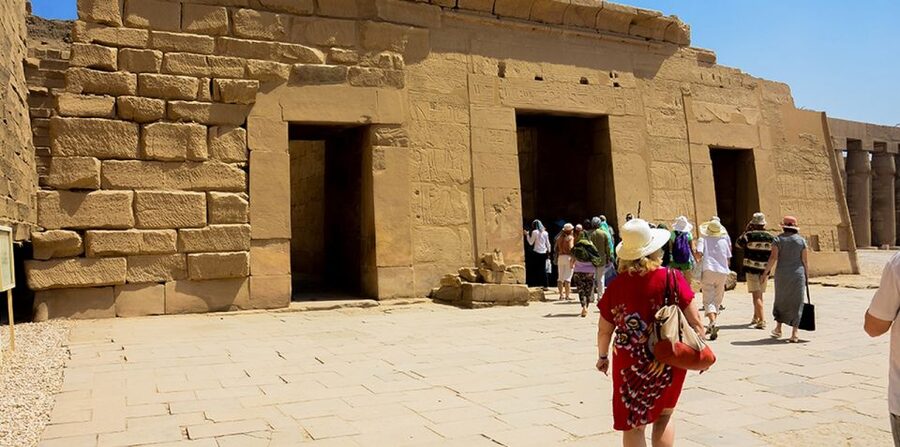 From Hurghada: Luxor Private Guided Tour - Guide quality can make or break the day