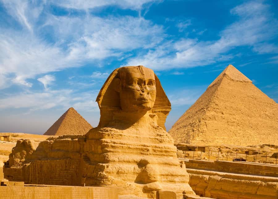 From Hurghada: Pyramids and Egyptian Museum Tour & Boat Ride - Shopping stops for perfume, oils, spices, and papyrus