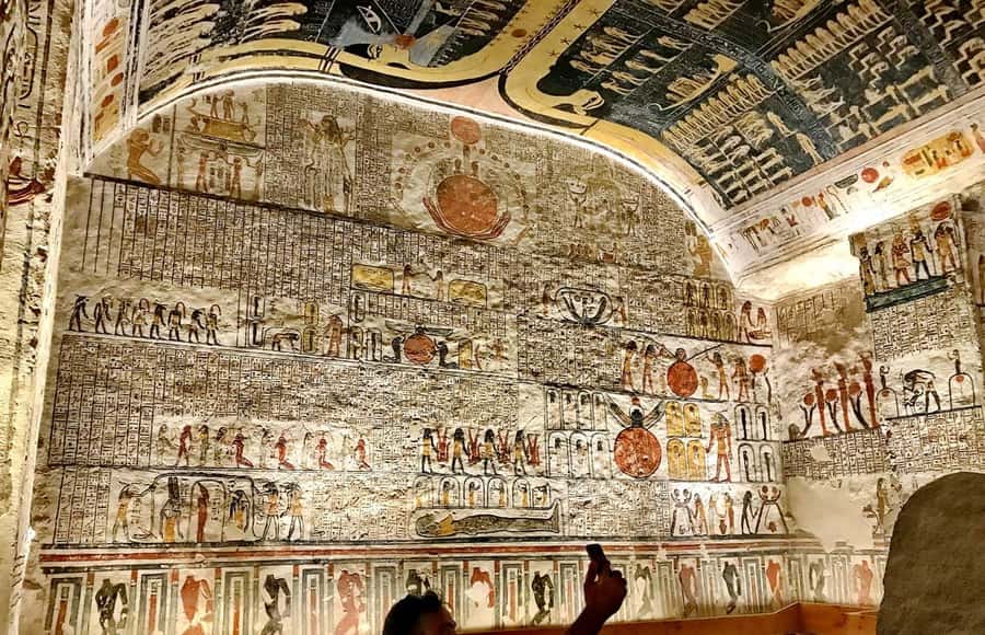 From Luxor: 3-Night Nile Cruise to Aswan and Hot Air Balloon - Day 3: Horus at Edfu and the double temple at Kom Ombo