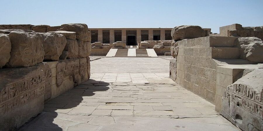 From Luxor: Day Trip to Dendera & Abydos Temples with Guide - Lunch before the road to Abydos