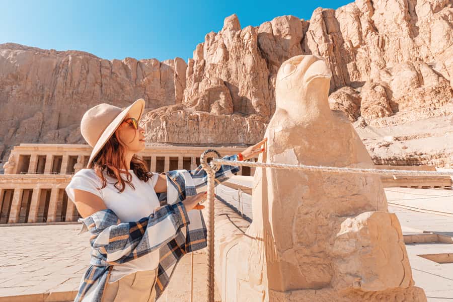From Luxor: Guided Tour to East or West Banks with Lunch - Karnak Temple: the biggest stop on the East Bank
