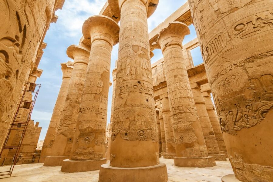 From Luxor: Guided Tour to East or West Banks with Lunch - Luxor Temple: a more compact evening-style monument