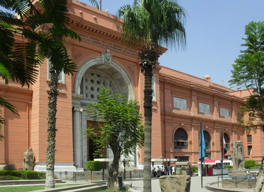 From Sharm El Sheikh: Cairo Pyramids Full-Day Tour by Plane - Egyptian Museum or Grand Egyptian Museum