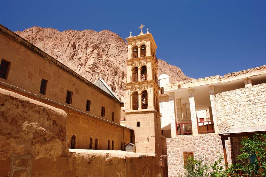From Sharm: Mount Moses Trekking, Sunrise & Monastery Visit - Waiting in the cold for sunrise
