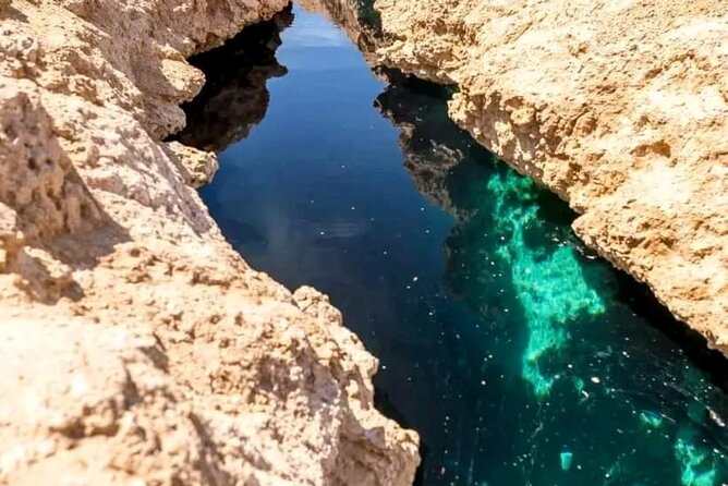 From Sharm: Ras Mohamed National Park and Magic Lake Day Tour - The earthquake crack and cliff-top view