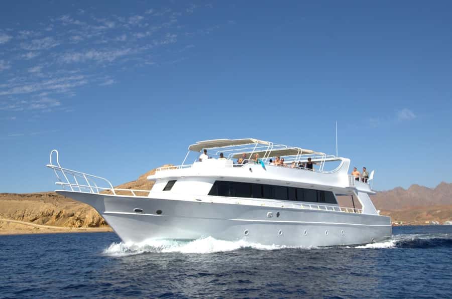 From Sharm: Ras Mohammed Cruise with Island Visit and Lunch - Boarding a yacht built for a long day