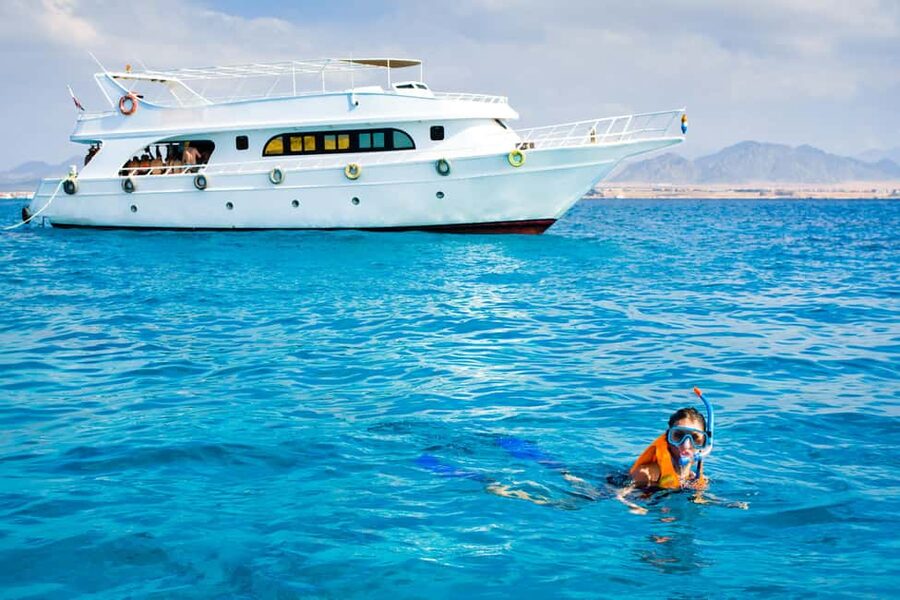From Sharm: Ras Muhammed & White Island By Boat & intro Dive - The staff make a real difference for beginners