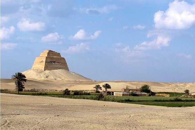 Full Day Guided tour to the Pyramids, Sphinx, Meidum And Dahshur - Who should book this Cairo pyramid tour