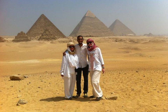 Full-Day Tour from Cairo: Giza Pyramids, Sphinx, Memphis, and Saqqara - Lunch, transport, and the actual pace of the day