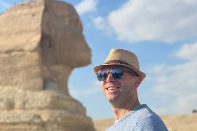 Full - Day Tour to Giza Pyramids , Cairo Museum & Bazaar Includes Lunch - Lunch, Then Cairo’s Old Bazaar