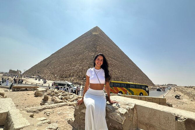 Full day Tour to Giza Pyramids, Sphinx and Saqqara - Key points at a glance