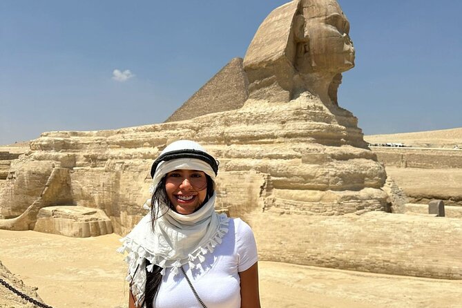 Full day Tour to Giza Pyramids, Sphinx and Saqqara - Getting close to the Great Sphinx
