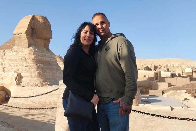 Full day tour to Giza pyramids, Sphinx, Memphis and Saqqara - Why a private Egyptologist guide matters