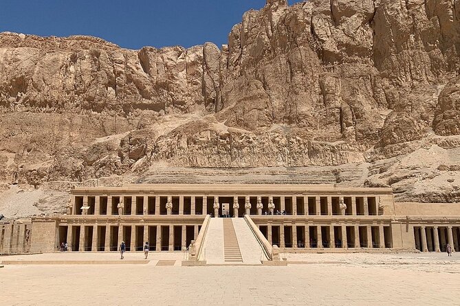 Full Day Trip from Cairo to Luxor - The Valley of the Kings and the tombs
