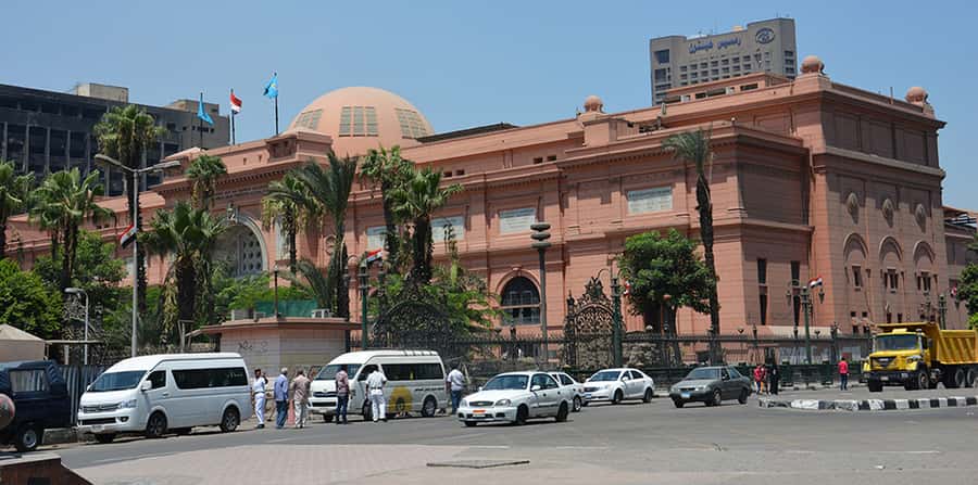Giza: Egyptian Museum & Optional Khan el-Khalili Tour - Old Cairo brings the city’s faiths together