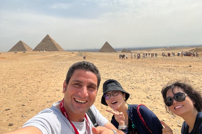 Giza Epic Adventure: Pyramids, Sphinx & Khafre’s Valley Temple - A guide can change the quality of the visit