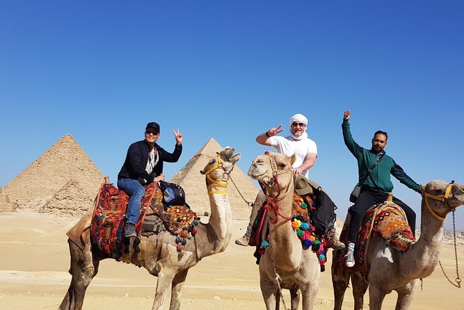 Giza Pyramids, Egyptian Museum and old Bazaar Day Tour - Reading the Egyptian Museum through its objects