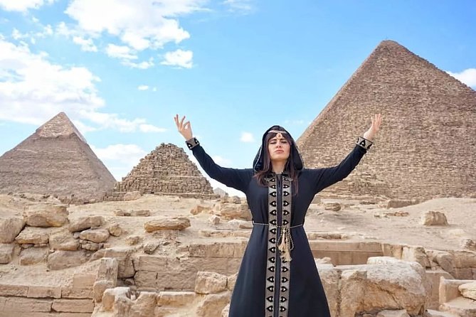 Giza Pyramids, Egyptian Museum, And Old Cairo Tour - What the $67 price really covers