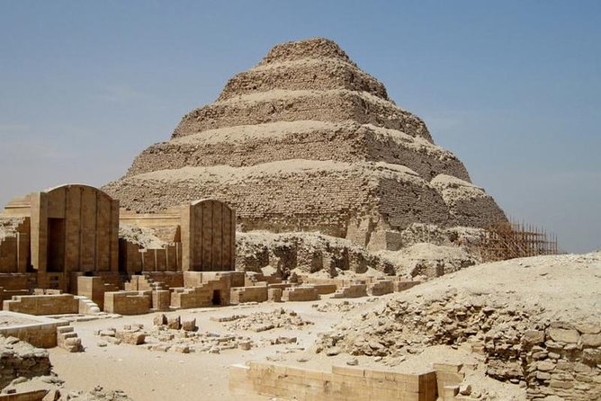 Giza Pyramids, Memphis and Sakkara - Why the Giza and Saqqara pairing works