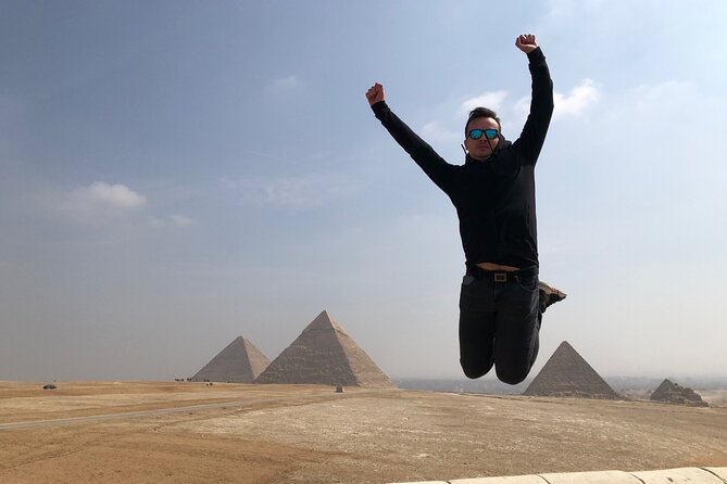Giza Pyramids & sphinx ,Saqqara(step pyramids,Dahshour (red and bent pyramids) - Lunch, snacks, photographs, and the real value of $55