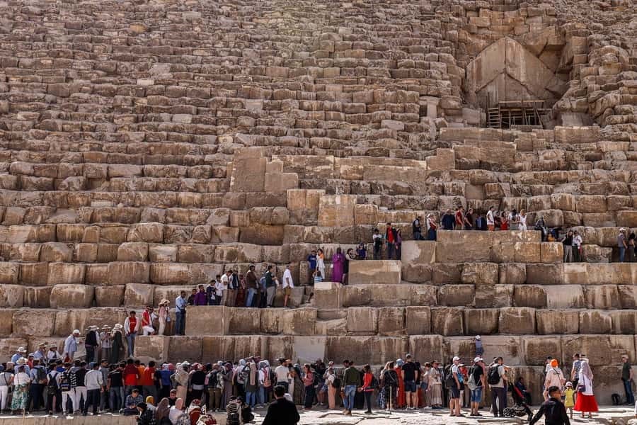 Giza Pyramids Tour With Entry To Khufu Pyramid From Cairo - Hotel pickup and the ride to Giza