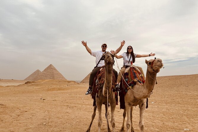 Grand Egyptian Museum, Giza Pyramids and Great Sphinx Tour - Starting early at the Giza Plateau