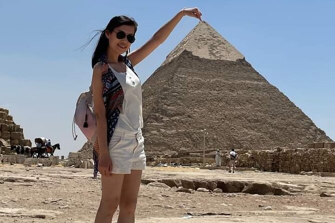 Half day Giza pyramids and Sphinx tour with an Egyptologist - The Sphinx and Khafre’s Valley Temple
