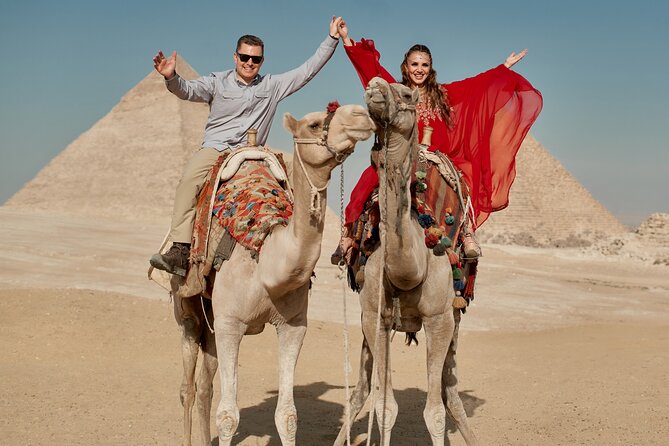 Half-Day Giza Pyramids Tour with Prof Photography&Historian Guide - Meeting the three pyramids of Giza