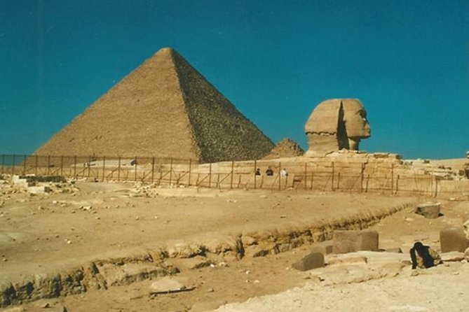 Half Day Private Tour to Giza Pyramids Sphinx - Khafre’s Pyramid and the Valley Temple