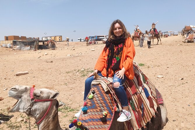 Half day Pyramids of Giza and Sphinx with Camel ride - What the private vehicle and lunch add