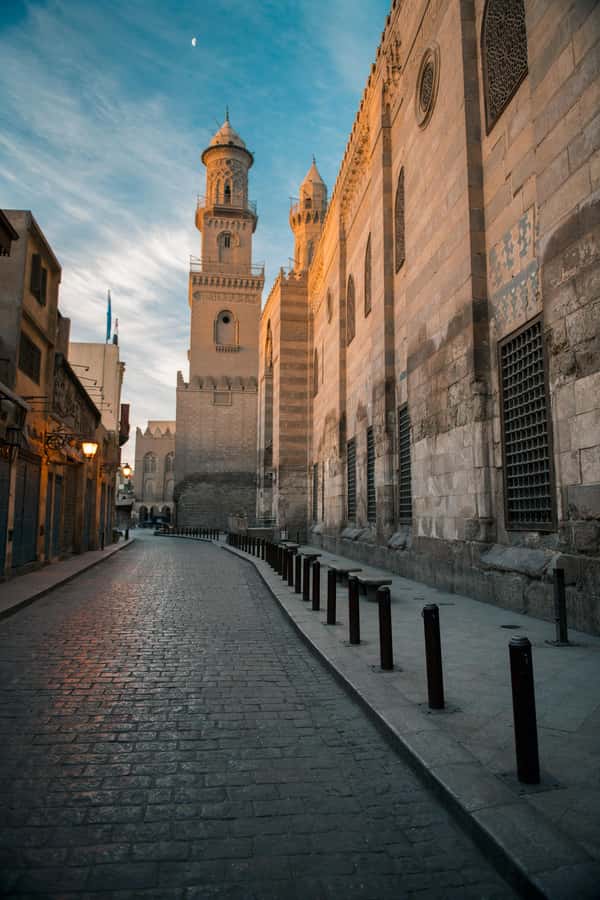Half Day Tour: El Moez Street, Al Azhar Park and Bazar - Key points at a glance