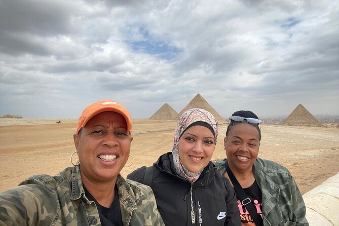 Half Day Tour Giza Pyramids &Great Sphinx with Private Tour Guide - What the guides add to the experience