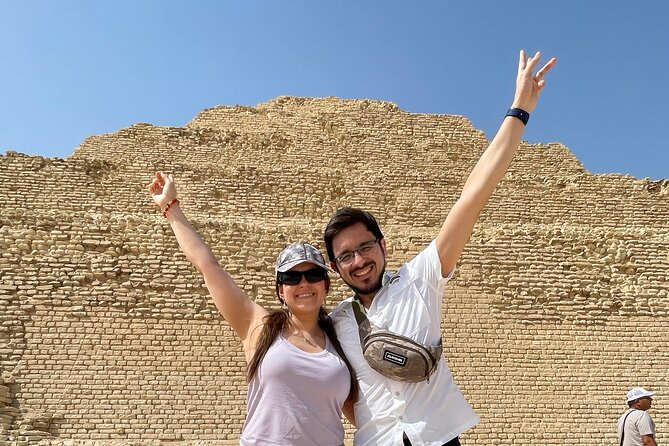 Half Day tour to pyramids of Giza and Sphinx - Menkaure Brings a Smaller Scale