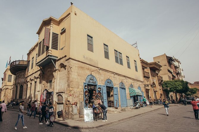 Have a walk in old Cairo with a visit to Cairo tower - How the private setup changes the day