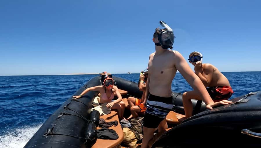 Hurghada: 3-Island Speedboat, Dolphin Watching & Snorkeling - Why the speedboat changes the day