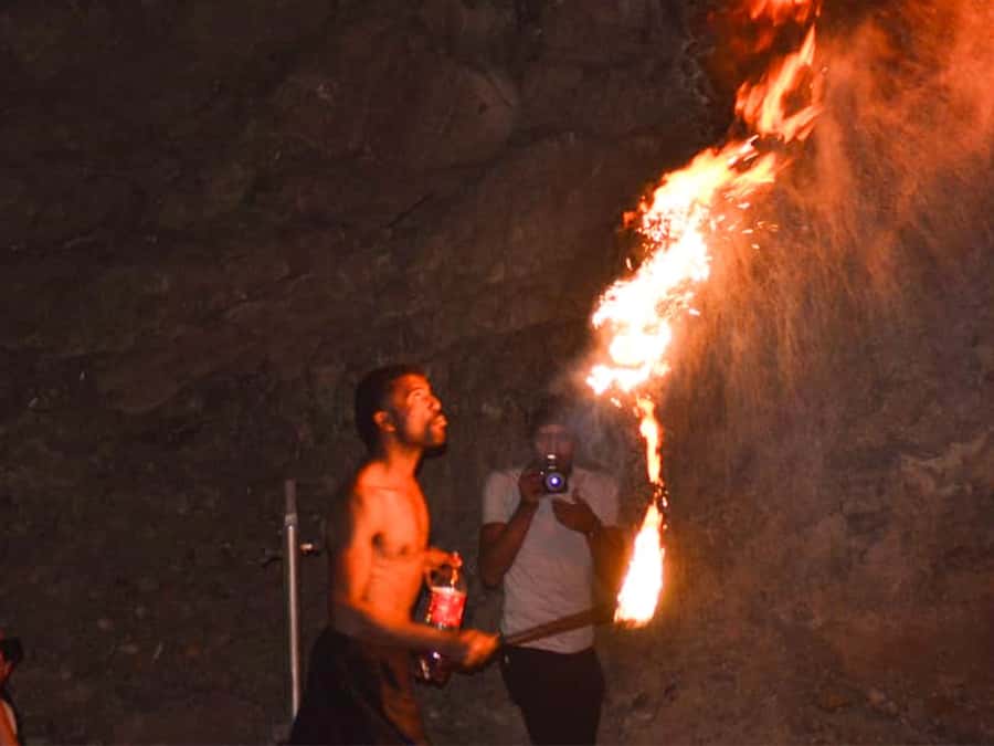 Hurghada: 6-Hour Jeep Desert Safari, Dinner, and Show - Dinner beside the bonfire