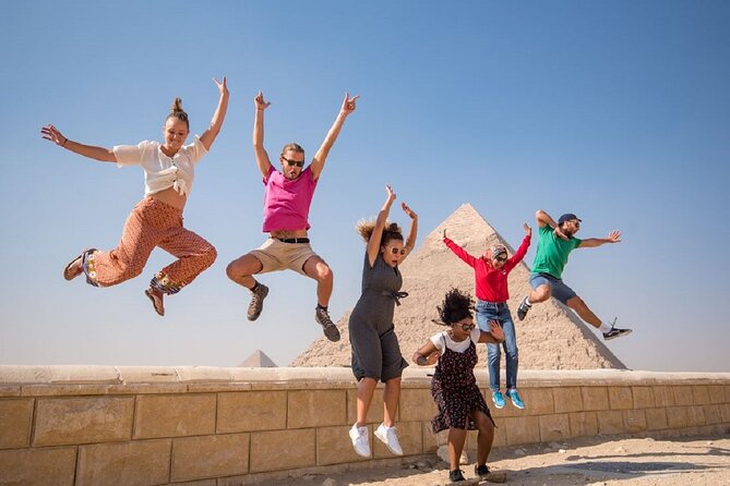 Hurghada: Cairo and Giza Highlights by mini Van with BBQ Lunch - Lunch at a local restaurant