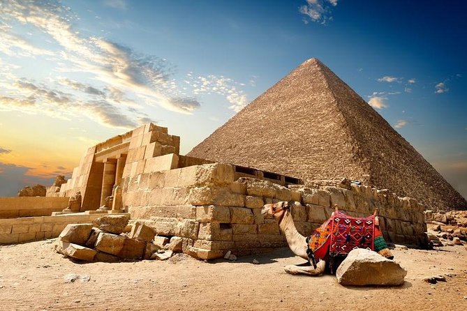 Hurghada: Cairo and Giza Highlights by mini Van with BBQ Lunch - Is $75 good value?