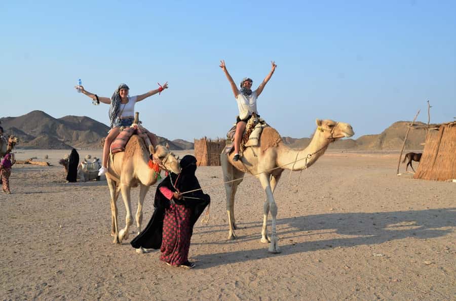 Hurghada: Camel Ride & horse ride and Off-Road Jeep Tour - Tea, coffee, dates, and a short safety briefing