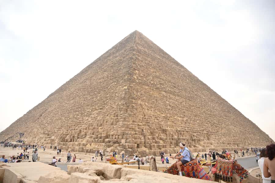 Hurghada Day Trip to Giza Pyramids, Sphinx, Museum and lunch - Camel riding and other extras