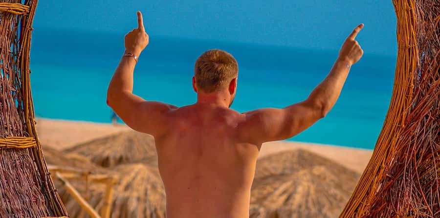 Hurghada: Hula Hula Cruise with Lunch, Massage, & Snorkeling - Who will enjoy this Red Sea outing?