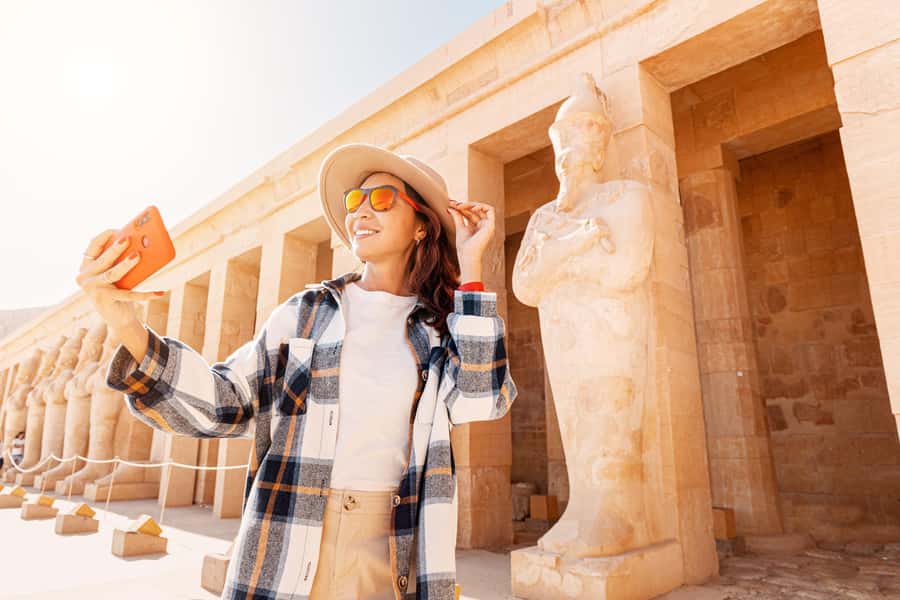 Hurghada: Luxor Hot Air Balloon Ride and Day Tour With Meals - Lunch, shade, and a needed pause