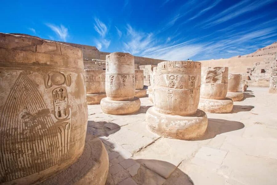 Hurghada: Luxor, Karnak Temple & Valley of the Kings - Lunch beside the Nile