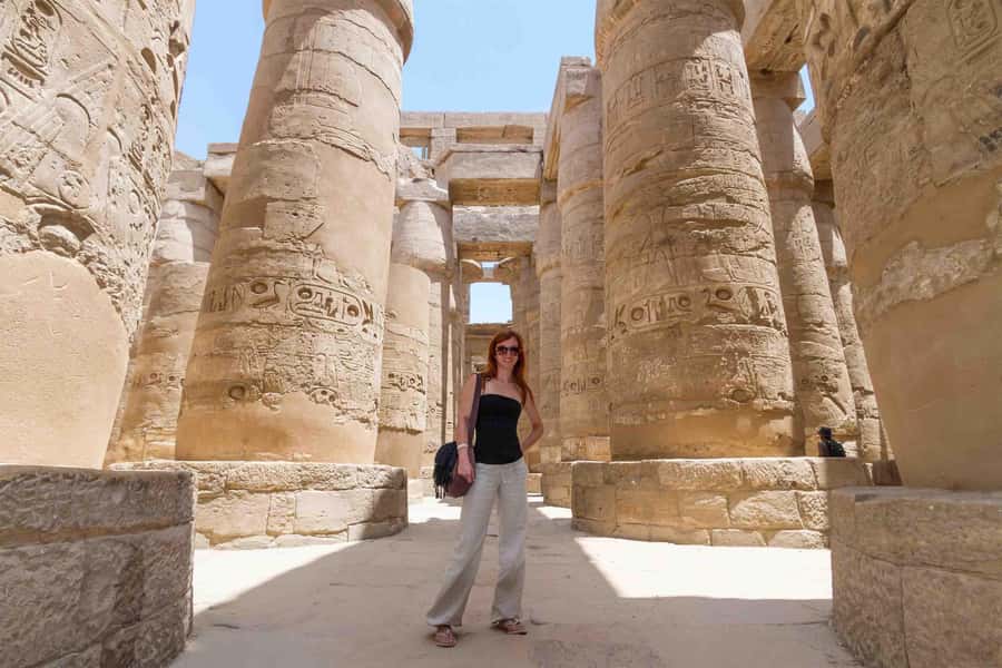 Hurghada: Luxor Tour with Valley of Kings, Karnak & Tut Tomb - Luxor Temple from the outside