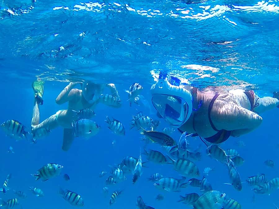 Hurghada: Luxury Giftun island w/snorkeling/lunch & Massage - A yacht day with room to spread out
