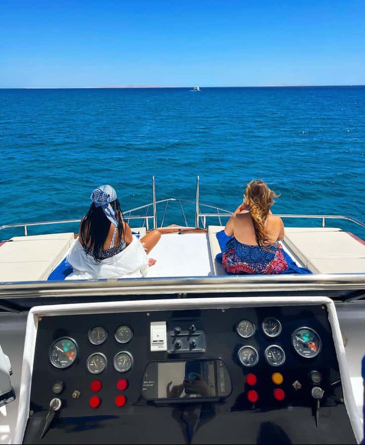 Hurghada: Luxury Yacht Trip with Personal Crew and Chef - Snorkeling at Two Red Sea Sites
