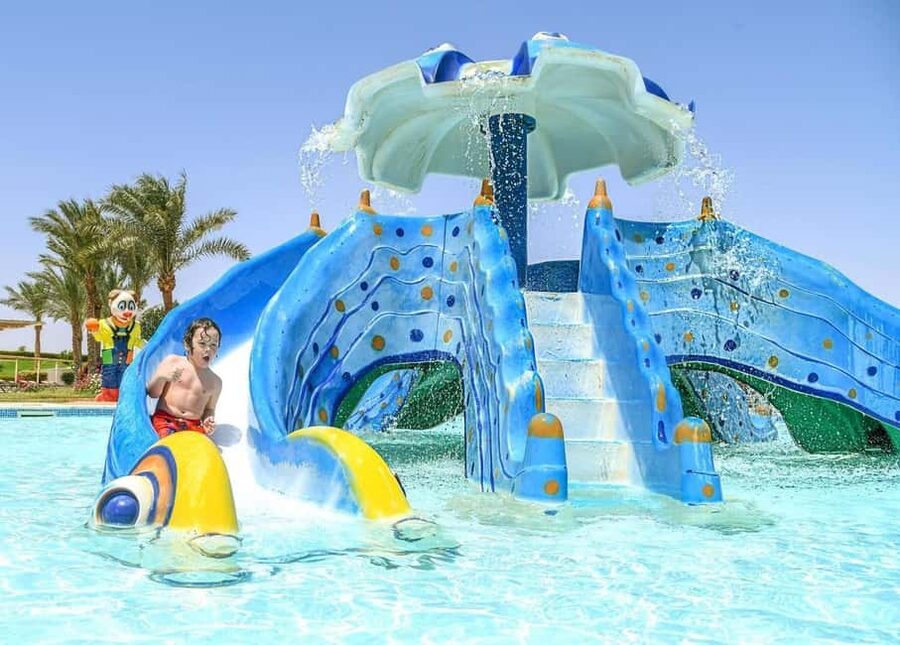 Hurghada: Makadi Water World with Lunch & Transfers - What the day looks like from hotel pickup to return