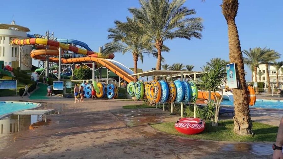 Hurghada: Makadi Water World with Lunch & Transfers - Should you book this water park day?