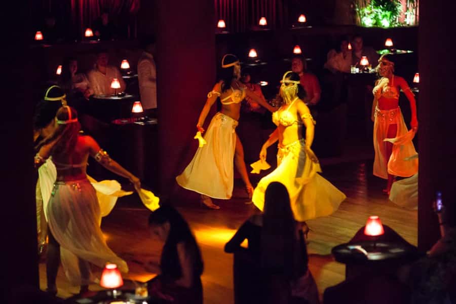 Hurghada: Naz Cabaret ticket with beverages - Drinks, food, and the real price
