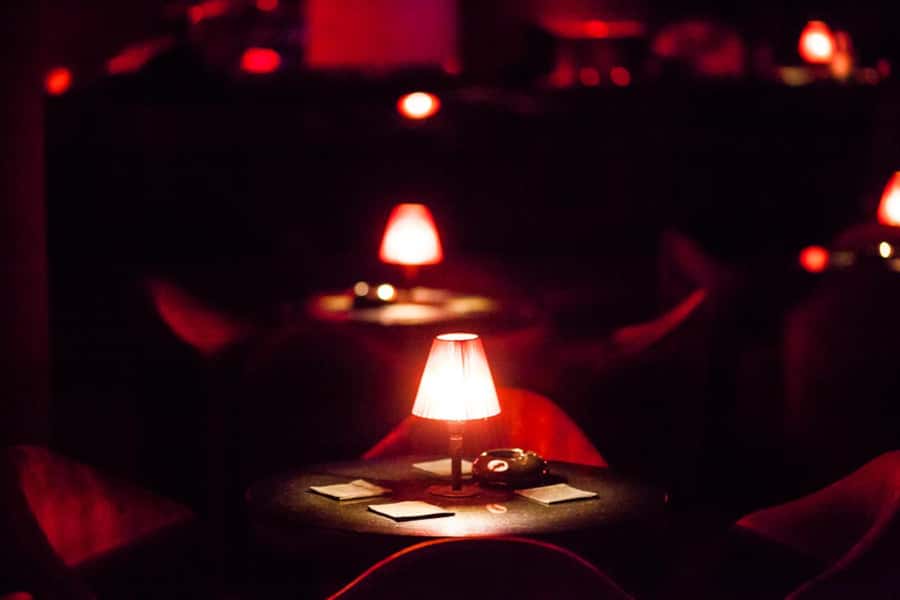 Hurghada: Naz Cabaret ticket with beverages - Dress rules and admission policies